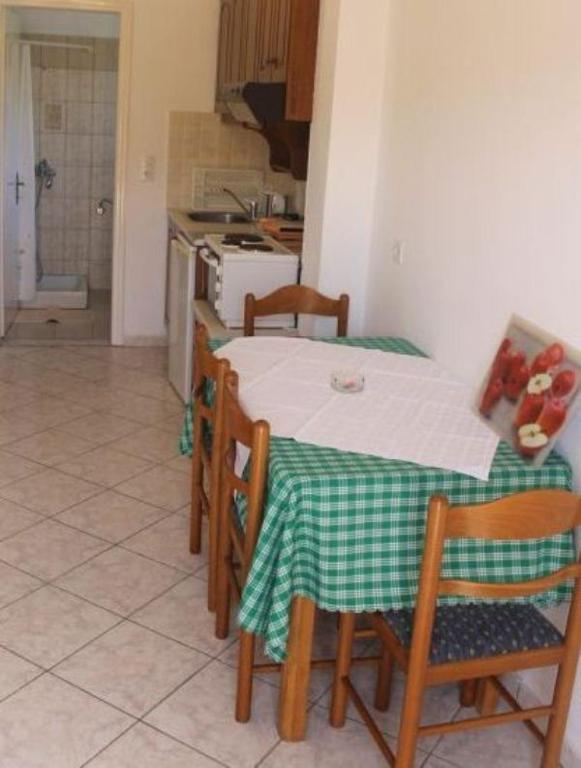 Villa Leonidas Agios Stefanos Avliotes  Room photo